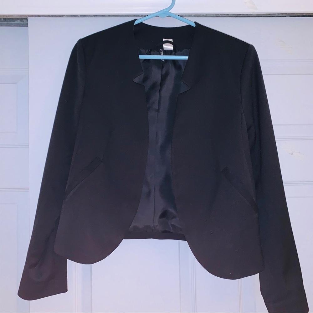 business “cropped” blazer